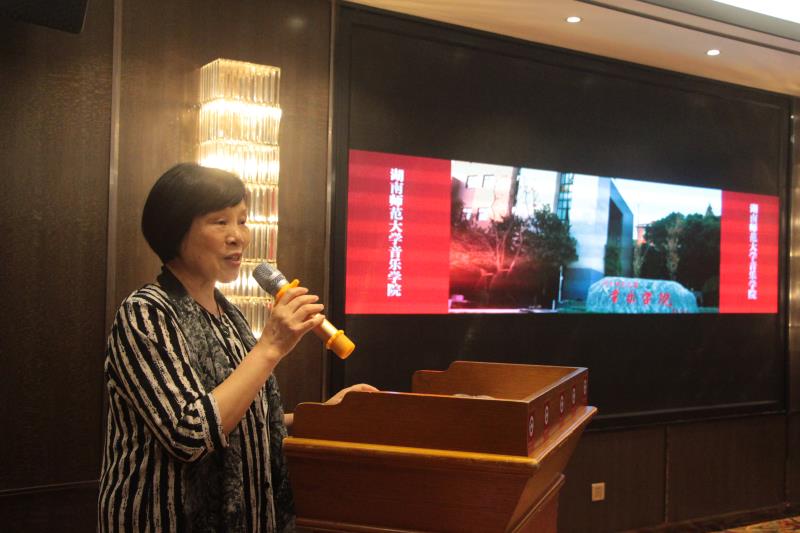 副校级督导,原师大组织部部长徐书华发言